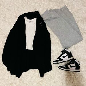 Missguided Black Oversized Cardigain with pockets